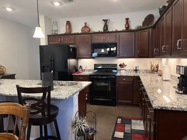 184 Hampshire Way, White House, TN 37188