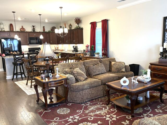 184 Hampshire Way, White House, TN 37188