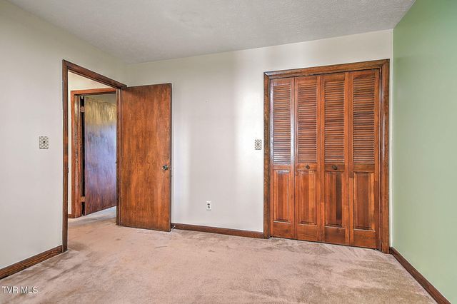 5413 Kiowa Street, Kingsport, TN 37664