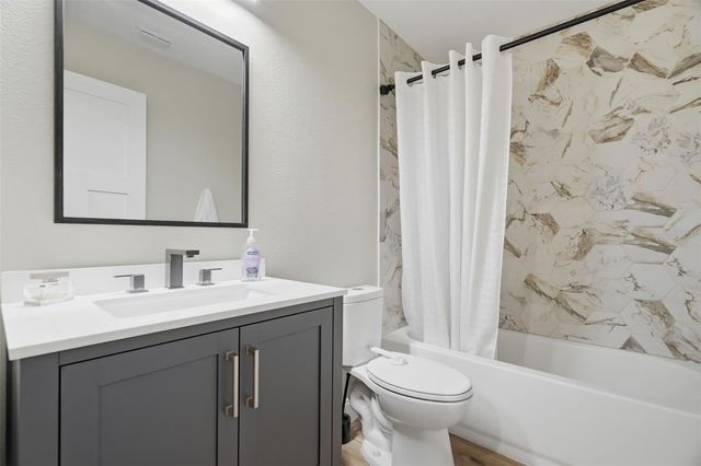 124 COLONY SOUTH DRIVE, Tarpon Springs, FL 34689