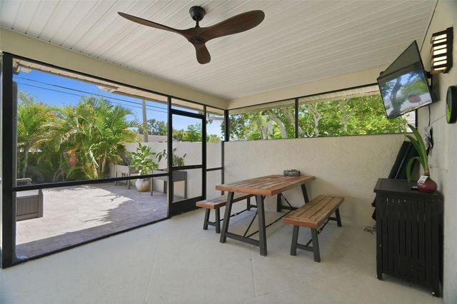 124 COLONY SOUTH DRIVE, Tarpon Springs, FL 34689