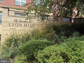 2801 LANGSTON BLVD #302, Arlington, VA 22201