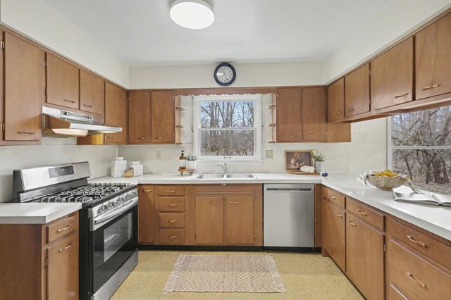 2889 Parkridge Drive, Scio Twp, MI 48103