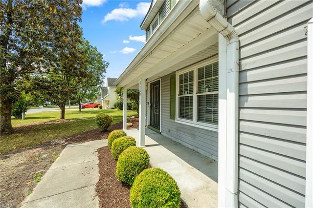116 Hillside AVE, Suffolk, VA 23434