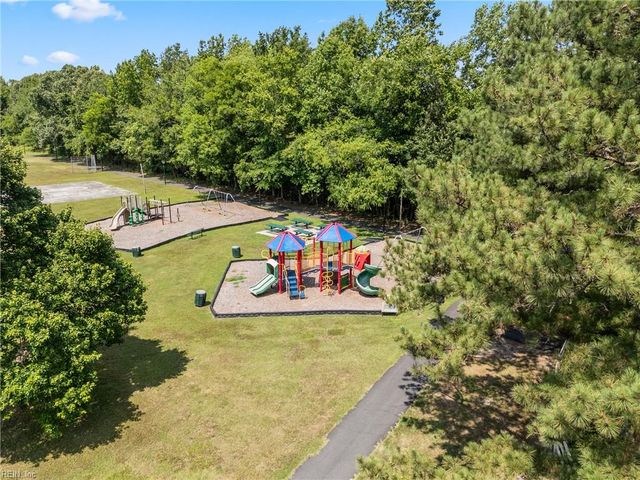 116 Hillside AVE, Suffolk, VA 23434