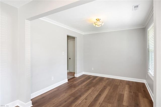 116 Hillside AVE, Suffolk, VA 23434