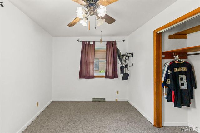 203 Meckfessel Drive, Fairview Heights, IL 62208