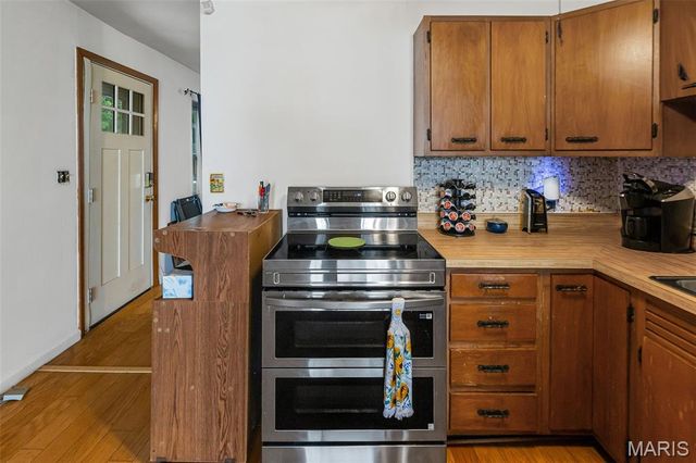 203 Meckfessel Drive, Fairview Heights, IL 62208