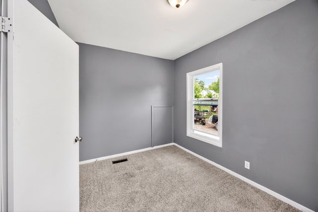 3202 3rd Street, Des Moines, IA 50313
