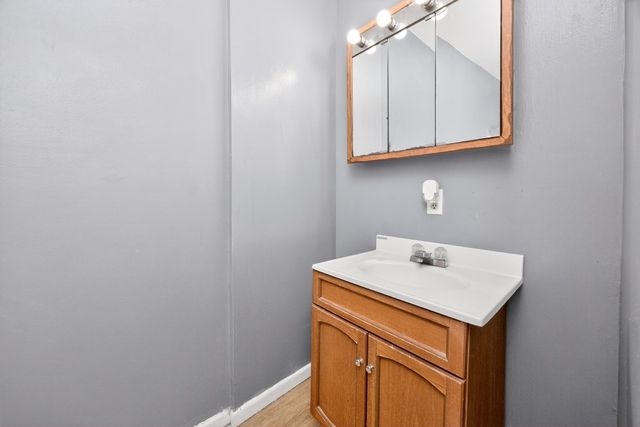 3202 3rd Street, Des Moines, IA 50313