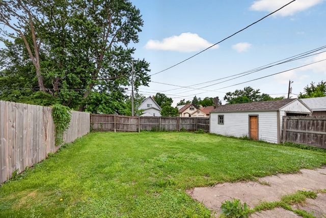 3202 3rd Street, Des Moines, IA 50313