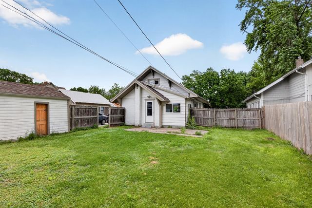 3202 3rd Street, Des Moines, IA 50313