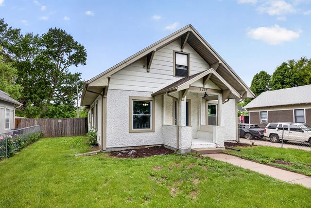 3202 3rd Street, Des Moines, IA 50313
