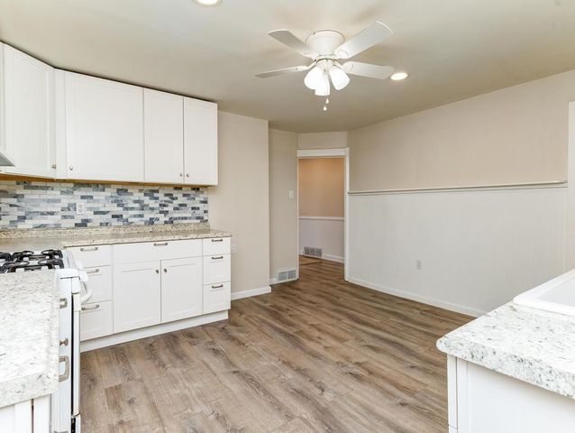 1317 4th Ave, Conway, PA 15027