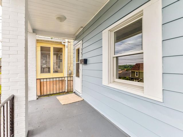 1317 4th Ave, Conway, PA 15027
