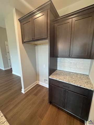 508 Otter's Ridge Drive, Kathleen, GA 31047