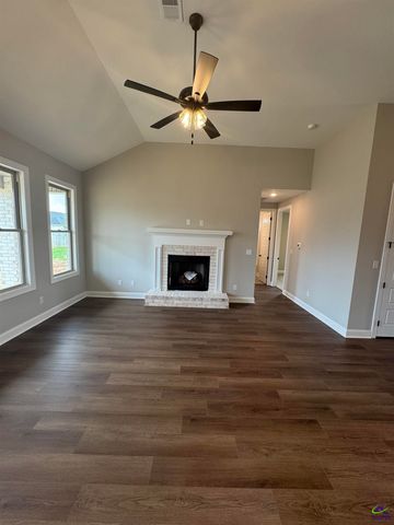 508 Otter's Ridge Drive, Kathleen, GA 31047