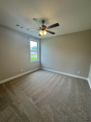 508 Otter's Ridge Drive, Kathleen, GA 31047