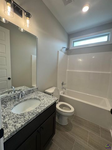 508 Otter's Ridge Drive, Kathleen, GA 31047