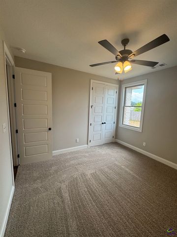 508 Otter's Ridge Drive, Kathleen, GA 31047