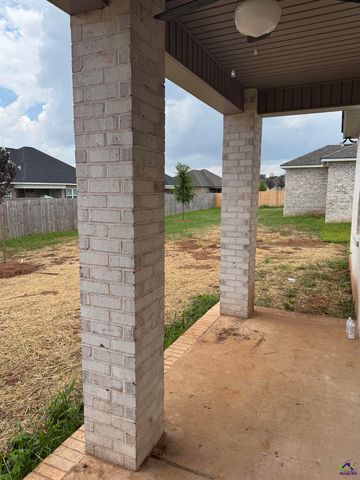 508 Otter's Ridge Drive, Kathleen, GA 31047