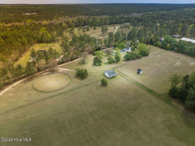 1667 Youngs Road, Vass, NC 28394