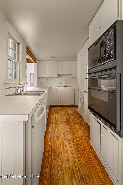 Image 12 of property listing at 1667 Youngs Road, Vass, NC 28394