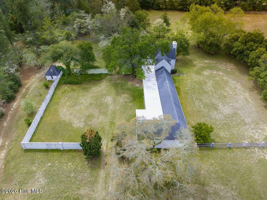 Image 47 of property listing at 1667 Youngs Road, Vass, NC 28394