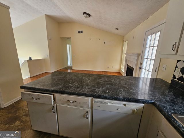 8257 Mountain Pass, Riverdale, GA 30274