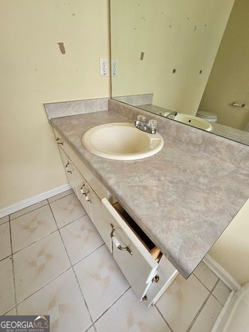 8257 Mountain Pass, Riverdale, GA 30274