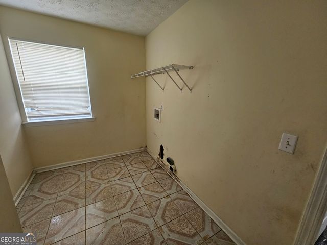 8257 Mountain Pass, Riverdale, GA 30274