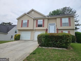 8257 Mountain Pass, Riverdale, GA 30274