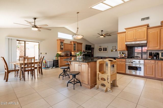 3829 E AHWATUKEE Drive, Phoenix, AZ 85044