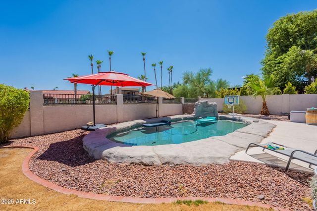 3829 E AHWATUKEE Drive, Phoenix, AZ 85044