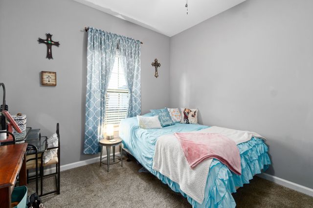 1148 Folly Beach Dr, Clarksville, TN 37042