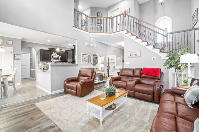 1148 Folly Beach Dr, Clarksville, TN 37042
