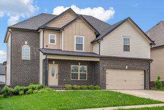 1148 Folly Beach Dr, Clarksville, TN 37042