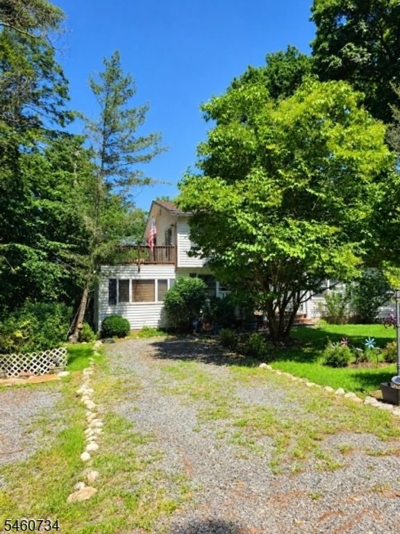 410 A Deerfield Ln 410A, Montague Twp., NJ 07827 — photo 3