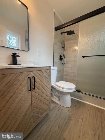 42 TIPTON LN, Willingboro, NJ 08046