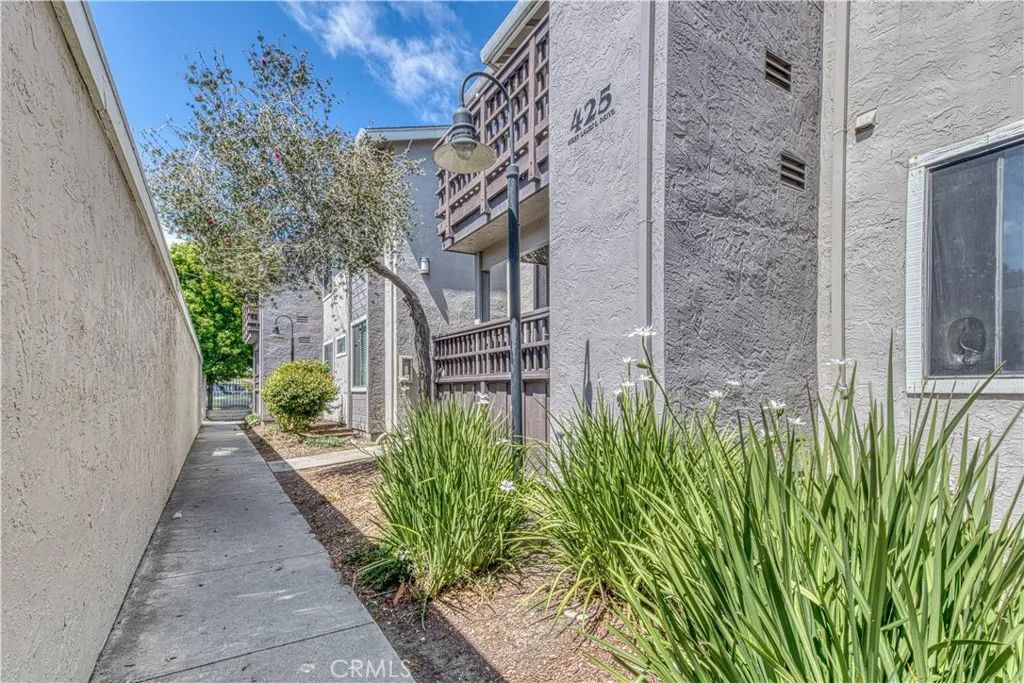 425 W Laurel, Salinas, CA 93906