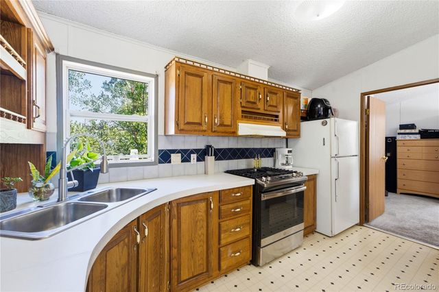 2551 W 92nd Avenue, Denver, CO 80260