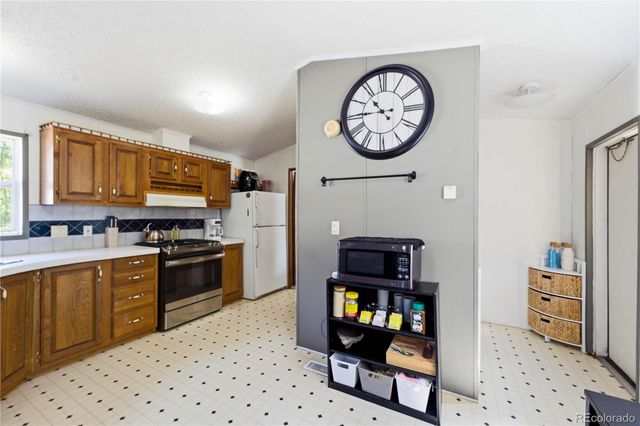 2551 W 92nd Avenue, Denver, CO 80260
