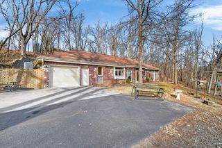 6707 NW 2nd Street, Des Moines, IA 50313