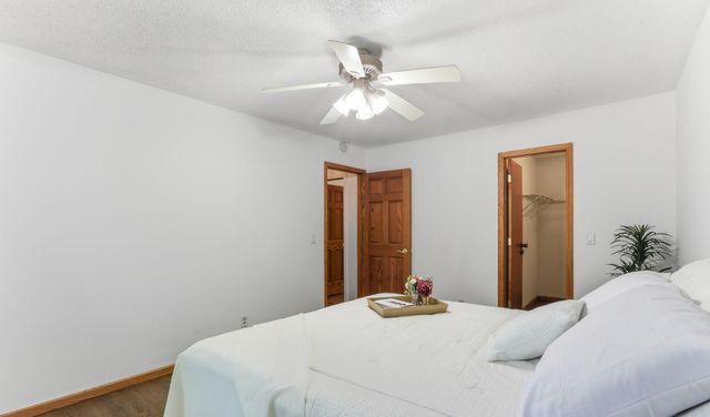 1255 Mayhill Road N, Maplewood, MN 55119