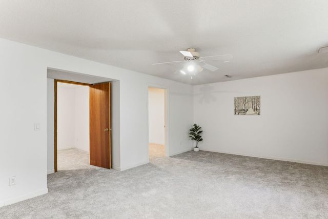 1255 Mayhill Road N, Maplewood, MN 55119