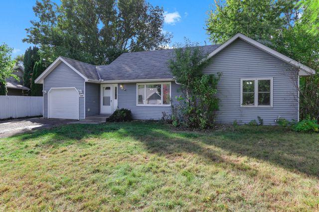 1255 Mayhill Road N, Maplewood, MN 55119