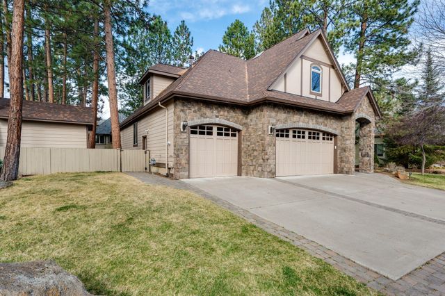 60885 Oasis Place, Bend, OR 97702