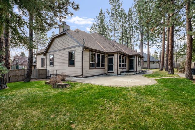 60885 Oasis Place, Bend, OR 97702