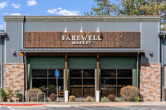 60885 Oasis Place, Bend, OR 97702