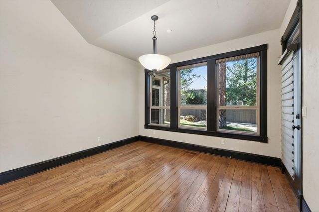 60885 Oasis Place, Bend, OR 97702